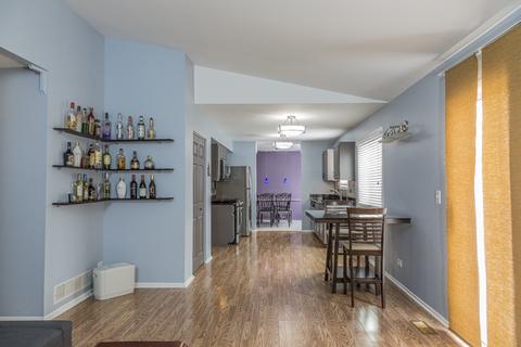 1218 Driftwood Ln, Bartlett, IL 60103 photo 7
