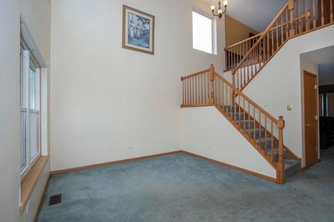 5802 Lake Pointe Dr, Plainfield, IL 60586 photo 3