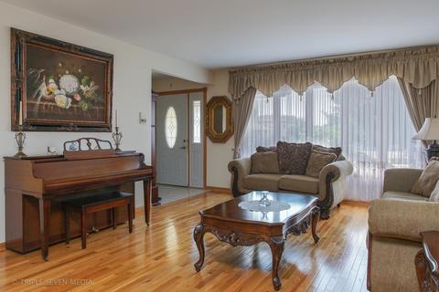 7916 W 80th St, Bridgeview, IL 60455 photo 7