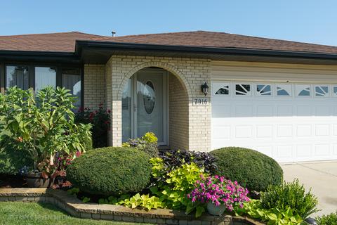 7916 W 80th St, Bridgeview, IL 60455 photo 5