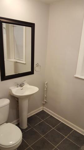 2963 N Gresham Ave, Chicago, IL 60618 photo 9