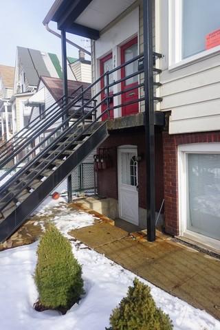 2963 N Gresham Ave, Chicago, IL 60618 photo 2