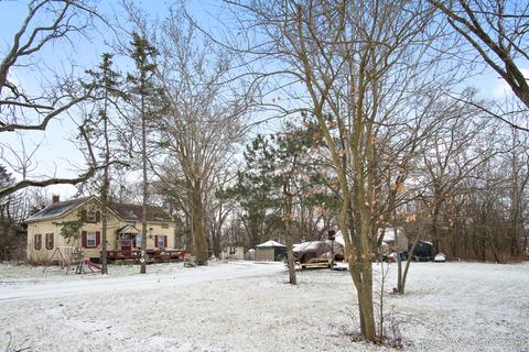 1951 Bilter Rd, Aurora, IL 60502 photo 2
