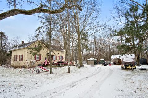 1951 Bilter Rd, Aurora, IL 60502 photo 3