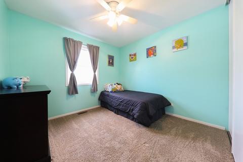 467 Briarcliff Ln, Bartlett, IL 60103 photo 12