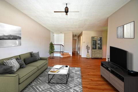 1044 Creekside Ct #2AR, Wheeling, IL 60090 photo 7