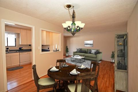 1044 Creekside Ct #2AR, Wheeling, IL 60090 photo 9