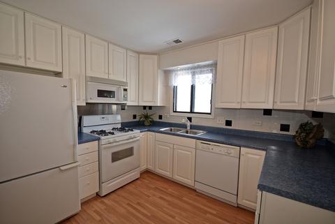 1044 Creekside Ct #2AR, Wheeling, IL 60090 photo 14
