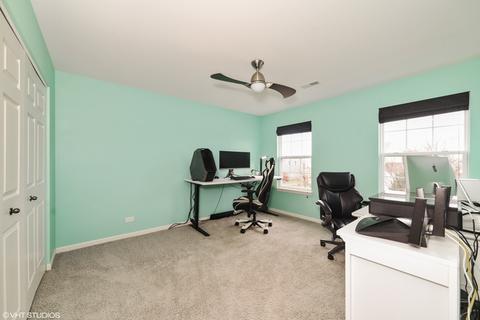 393 Brockton Ave, Elgin, IL 60124 photo 18