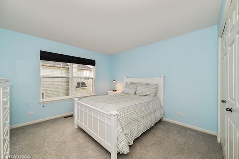 393 Brockton Ave, Elgin, IL 60124 photo 20
