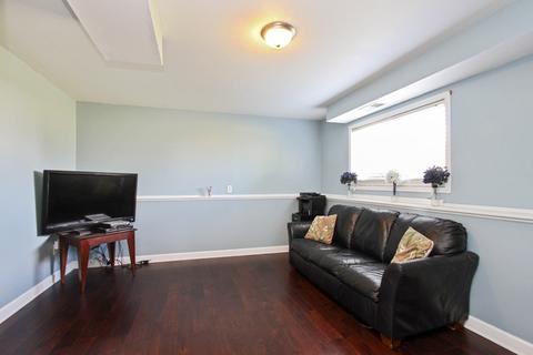 5922 Jordan Ct, Mchenry, IL 60050 photo 7