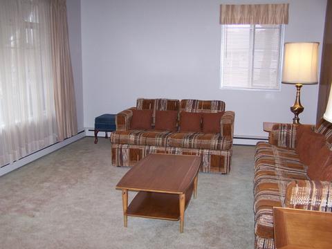 862 E Algonquin Rd, Des Plaines, IL 60016 photo 3