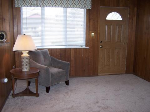 862 E Algonquin Rd, Des Plaines, IL 60016 photo 16