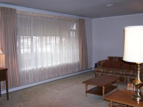 862 E Algonquin Rd, Des Plaines, IL 60016 photo 2