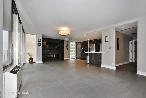 71 E Division St #901, Chicago, IL 60610 photo 2
