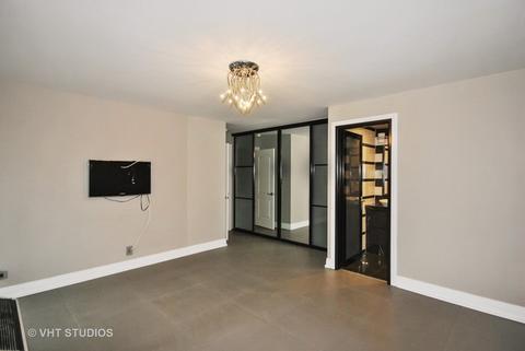 71 E Division St #901, Chicago, IL 60610 photo 11