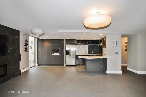 71 E Division St #901, Chicago, IL 60610 photo 7