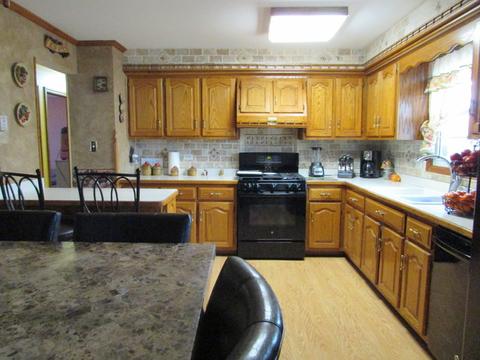 1319 Devonshire Dr, Joliet, IL 60435 photo 4