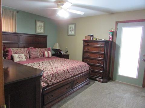 1319 Devonshire Dr, Joliet, IL 60435 photo 10