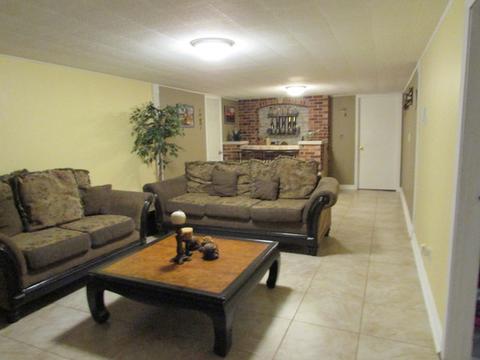 1319 Devonshire Dr, Joliet, IL 60435 photo 14