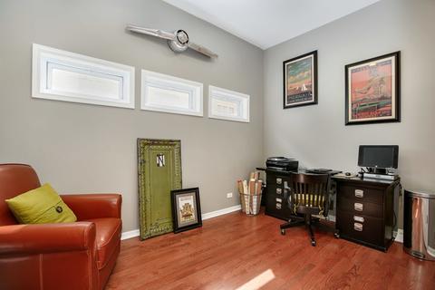 640 E Bowen Ave, Chicago, IL 60653 photo 24