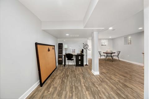 640 E Bowen Ave, Chicago, IL 60653 photo 27