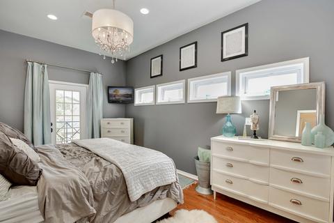 640 E Bowen Ave, Chicago, IL 60653 photo 14