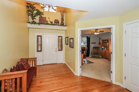 235 Hearthstone Dr, Bartlett, IL 60103 photo 4