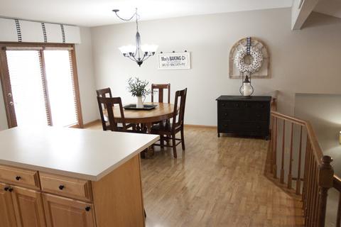 209 N Bauer Rd, Mchenry, IL 60050 photo 3