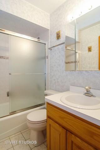 2902 S Shields Ave, Chicago, IL 60616 photo 12