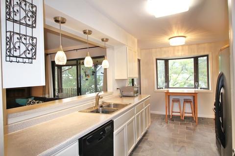215 Walters Ln #2B, Itasca, IL 60143 photo 4