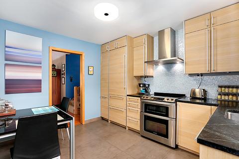 370 Pinehurst Dr, Des Plaines, IL 60016 photo 3