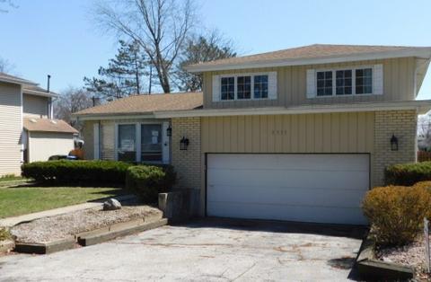 1913 E Maya Ln, Mount Prospect, IL 60056 photo 1