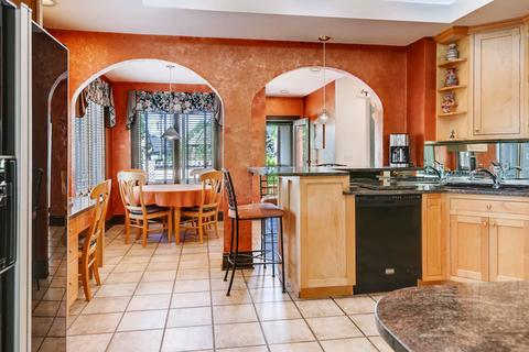 424 S Mitchell Ave, Elmhurst, IL 60126 photo 11