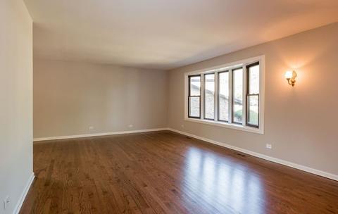 21 Ambleside Rd, Des Plaines, IL 60016 photo 4