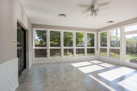 21 Ambleside Rd, Des Plaines, IL 60016 photo 34