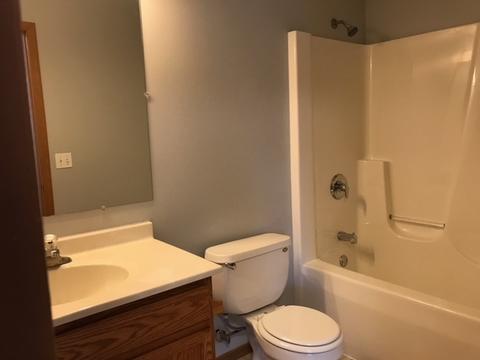 701 Dan Ct, Genoa, IL 60135 photo 6