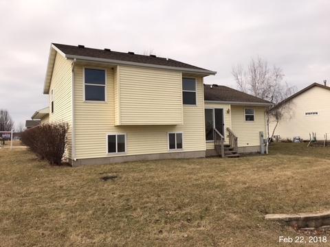 701 Dan Ct, Genoa, IL 60135 photo 14