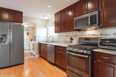 4455 Bayside Cir, Hoffman Estates, IL 60192 photo 5
