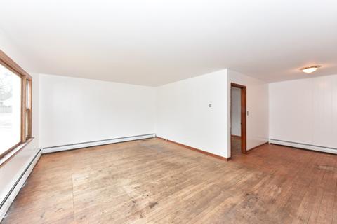 160 Forest Ave, Fox Lake, IL 60020 photo 20