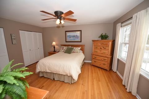 516 E Bauer Rd, Naperville, IL 60563 photo 10