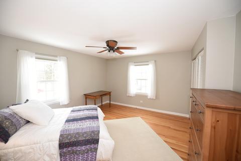 516 E Bauer Rd, Naperville, IL 60563 photo 12
