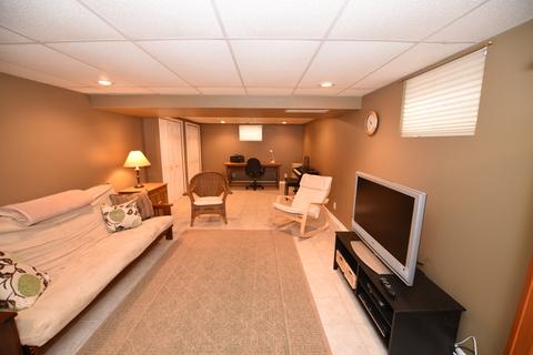 516 E Bauer Rd, Naperville, IL 60563 photo 16