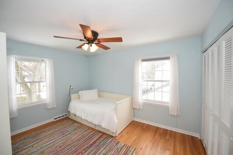 516 E Bauer Rd, Naperville, IL 60563 photo 13