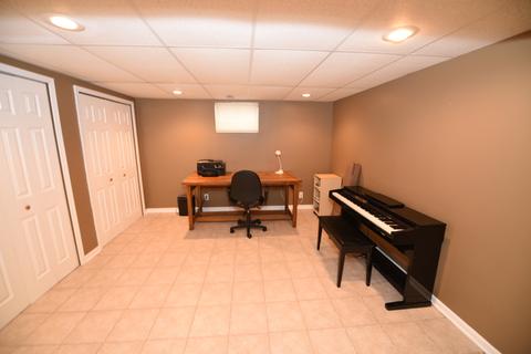 516 E Bauer Rd, Naperville, IL 60563 photo 17