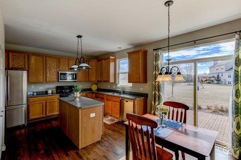 226 E Becker Pl, Sycamore, IL 60178 photo 7