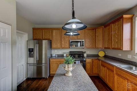 226 E Becker Pl, Sycamore, IL 60178 photo 8