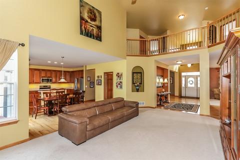 212 Atwell St, Elgin, IL 60124 photo 14