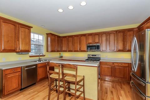 212 Atwell St, Elgin, IL 60124 photo 8