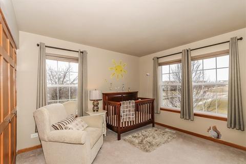 212 Atwell St, Elgin, IL 60124 photo 21